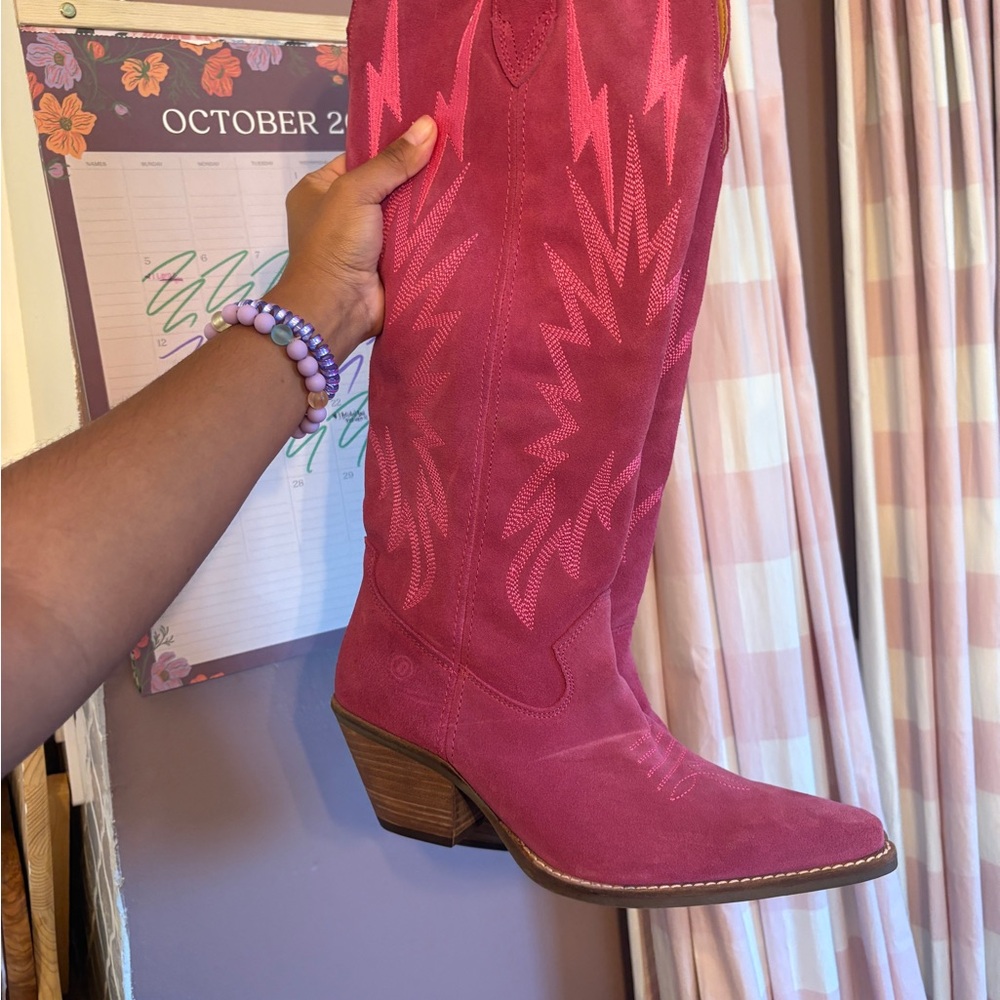 ❌❌SOLD❌❌Dingo Fuchsia Heeled Western Boots